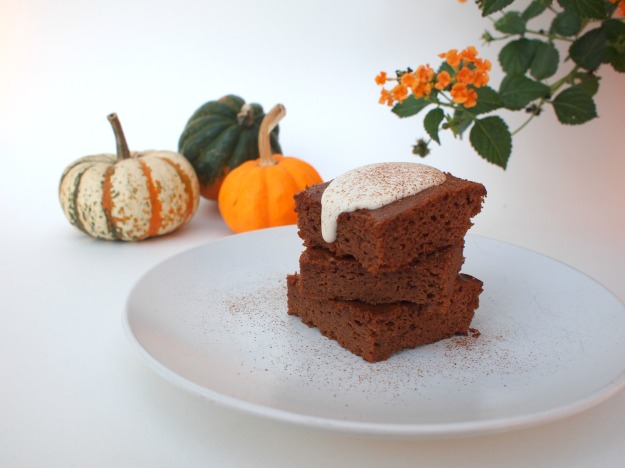 pumpkin bars with spiced whipped cream | bloom & nourish